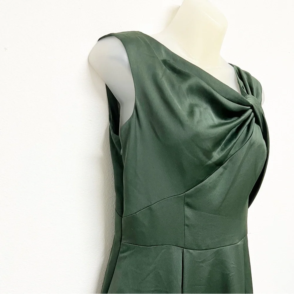 Gal Meets Glam Collection Evergreen Satin Noelle Twist Neck Dress Sz 4P - Picture 4 of 10
